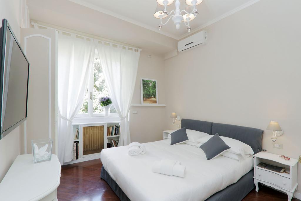 Vatican Art House Rome Room photo
